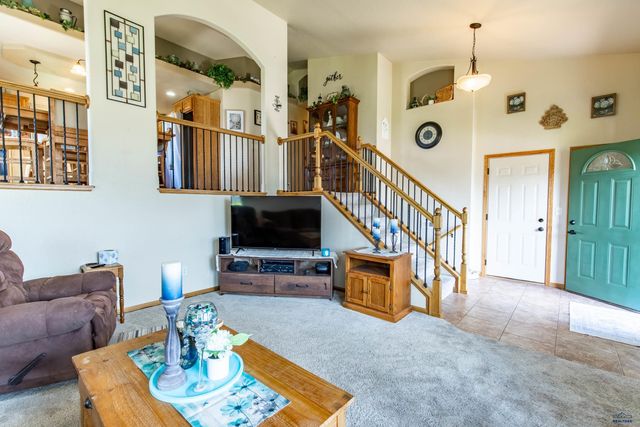 2423 SMITH AVE, Rapid City, SD 57701