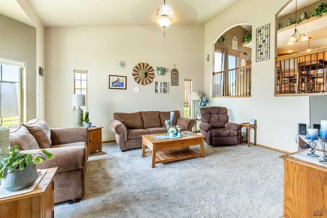 2423 SMITH AVE, Rapid City, SD 57701