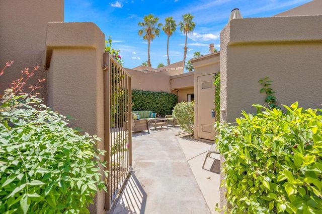 76785 Daffodil Drive, Palm Desert, CA 92211
