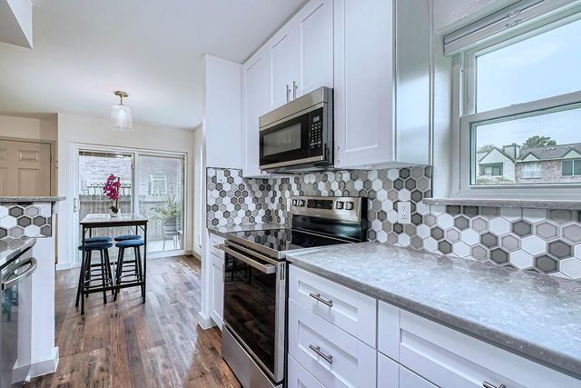 18800 Egret Bay Boulevard 1411, Webster, TX 77058