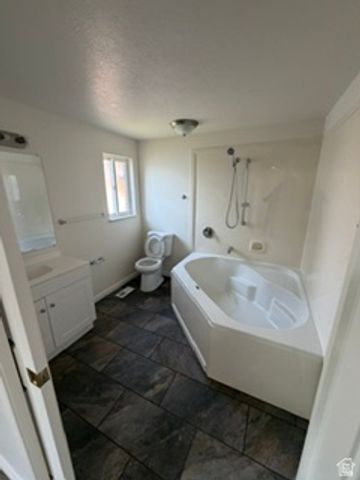 1386 S 1250 E, Clearfield, UT 84015