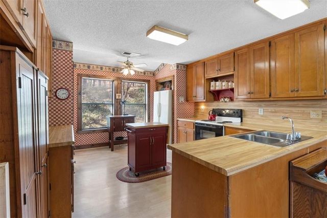 4068 Norton Place SE, Smyrna, GA 30082