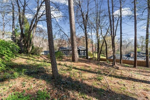 4068 Norton Place SE, Smyrna, GA 30082