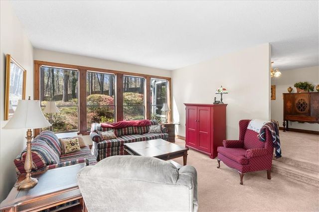 4068 Norton Place SE, Smyrna, GA 30082