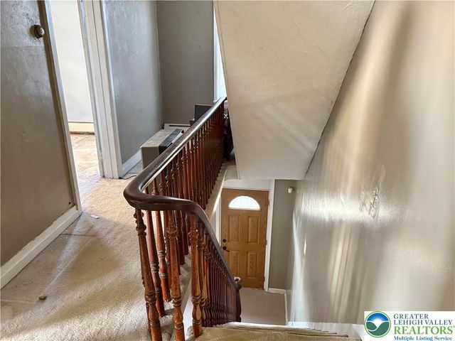 122 FRONT Street, Alburtis Boro, PA 18011