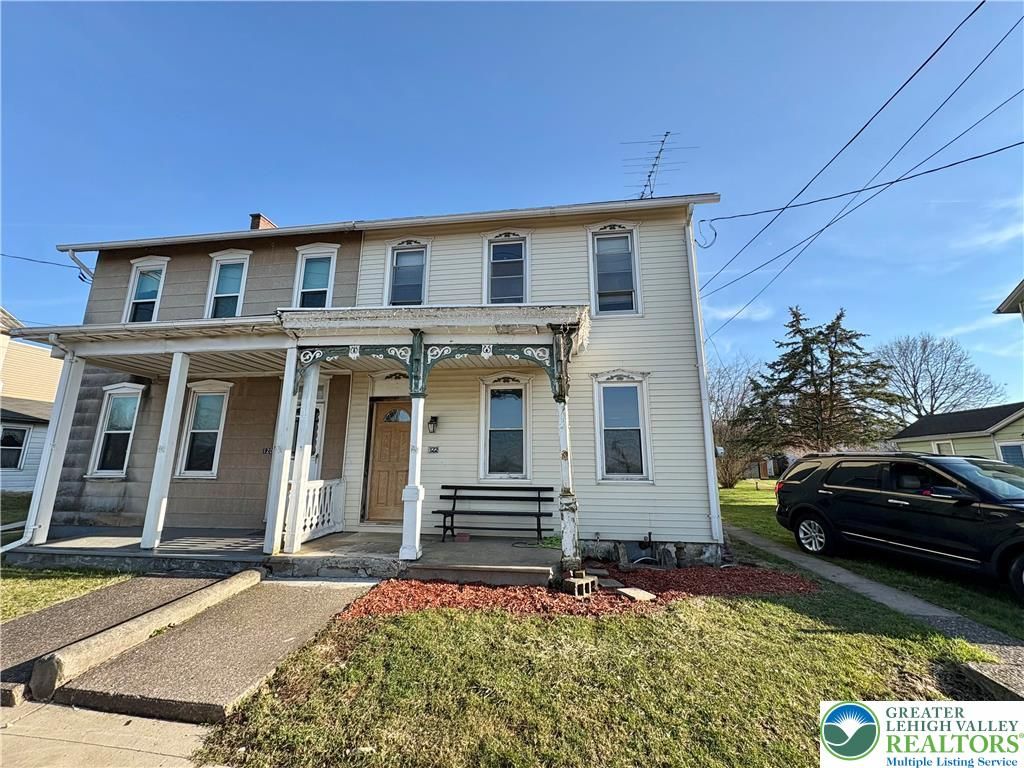 122 FRONT Street, Alburtis Boro, PA 18011