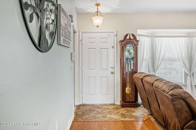 249 Mcclain Drive, Melbourne, FL 32904