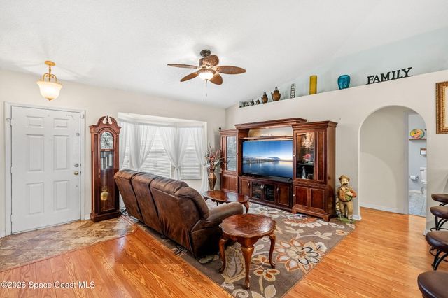 249 Mcclain Drive, Melbourne, FL 32904