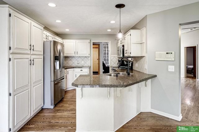 5109 Timberridge Drive, Papillion, NE 68133