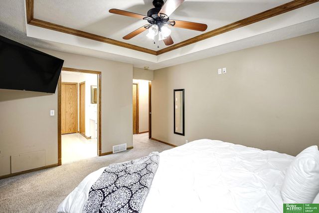5109 Timberridge Drive, Papillion, NE 68133