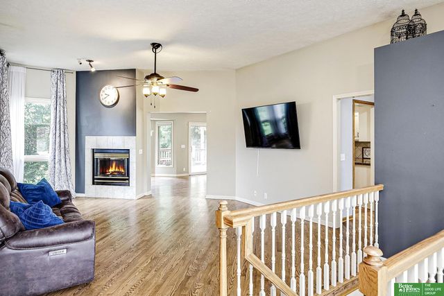 5109 Timberridge Drive, Papillion, NE 68133