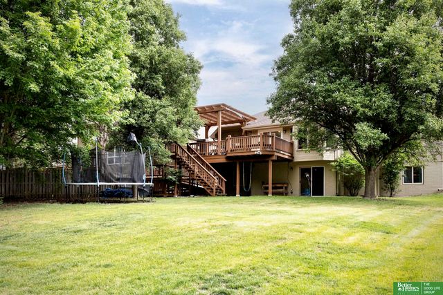5109 Timberridge Drive, Papillion, NE 68133