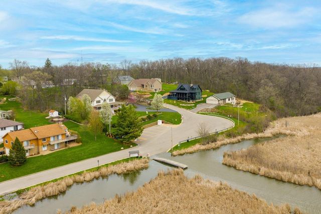 7705 241st AVENUE, Salem, WI 53168