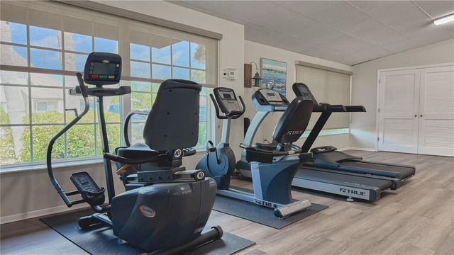 7163 28TH AVENUE W 7163, Bradenton, FL 34209