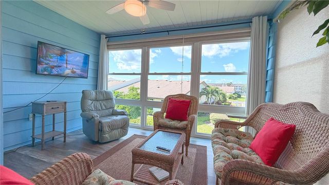 7163 28TH AVENUE W 7163, Bradenton, FL 34209