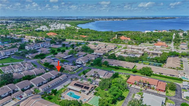 7163 28TH AVENUE W 7163, Bradenton, FL 34209