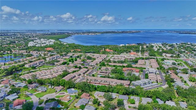 7163 28TH AVENUE W 7163, Bradenton, FL 34209