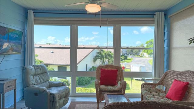 7163 28TH AVENUE W 7163, Bradenton, FL 34209