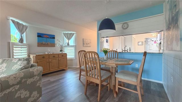7163 28TH AVENUE W 7163, Bradenton, FL 34209