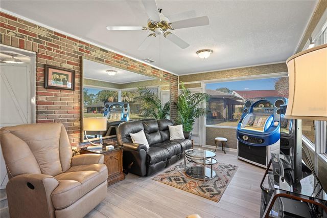 428 GLENEAGLES COURT, Winter Haven, FL 33884