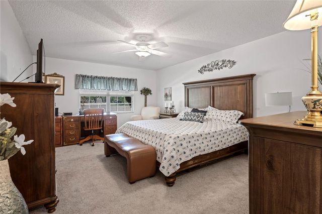 428 GLENEAGLES COURT, Winter Haven, FL 33884