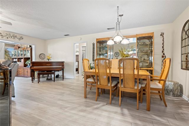 428 GLENEAGLES COURT, Winter Haven, FL 33884