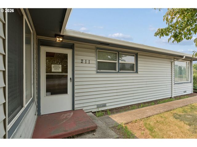 22222 Se ASH St, Gresham, OR 97030