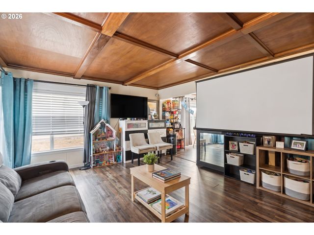 22222 Se ASH St, Gresham, OR 97030