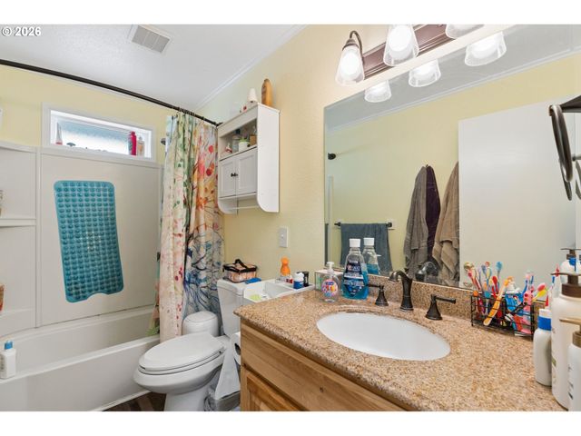 22222 Se ASH St, Gresham, OR 97030