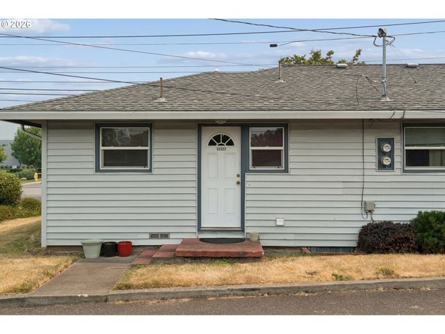 22222 Se ASH St, Gresham, OR 97030