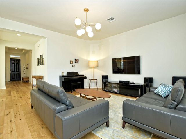 4100 Rainy Creek LN, Cedar Park, TX 78613