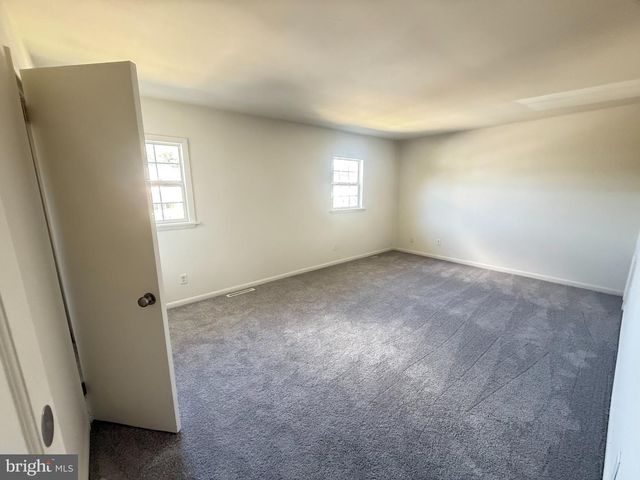 2630 GIRARD AVE, West Lawn, PA 19609