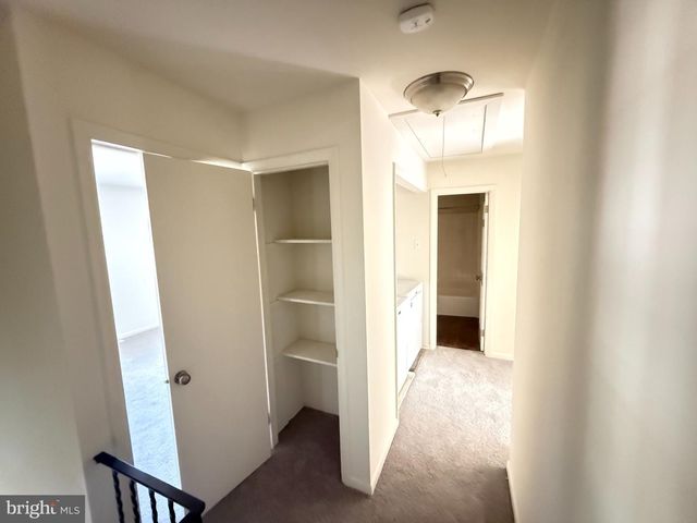 2630 GIRARD AVE, West Lawn, PA 19609