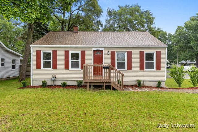 3844 Clyde Park Avenue SW, Wyoming, MI 49509