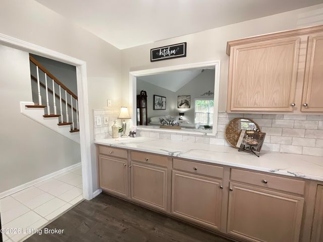510 Eastgate Village Wynde, Louisville, KY 40223
