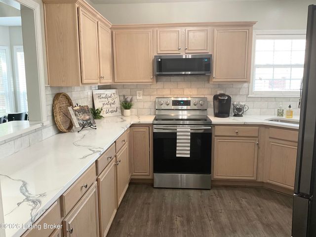 510 Eastgate Village Wynde, Louisville, KY 40223