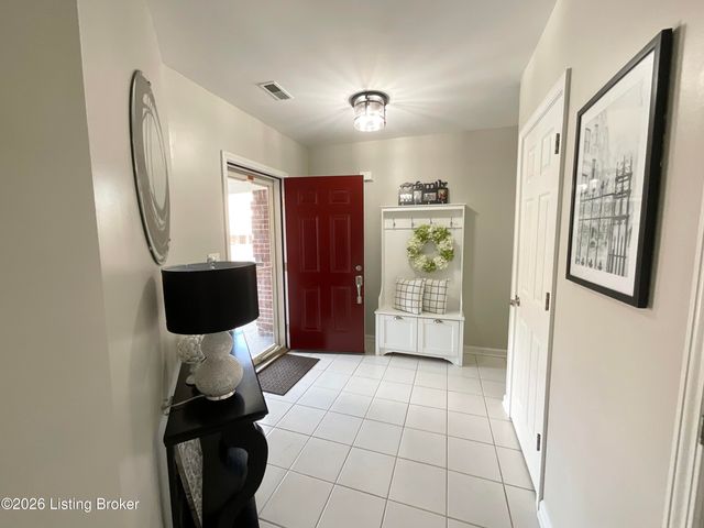 510 Eastgate Village Wynde, Louisville, KY 40223