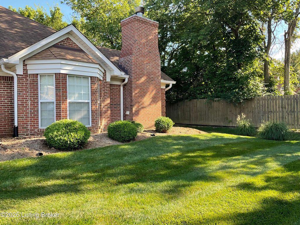 510 Eastgate Village Wynde, Louisville, KY 40223