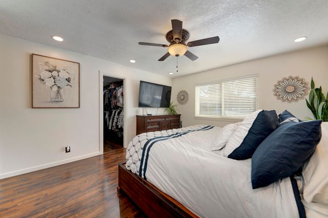 1720 Faith Court NE, Albuquerque, NM 87112