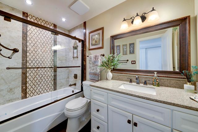 1720 Faith Court NE, Albuquerque, NM 87112