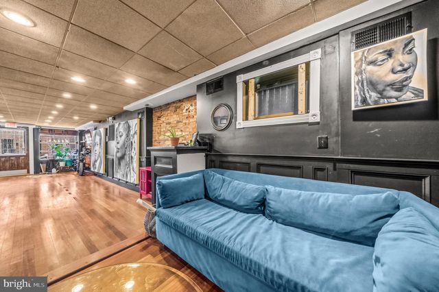 225 - 227 W READ ST, Baltimore, MD 21201