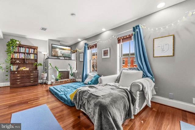 225 - 227 W READ ST, Baltimore, MD 21201