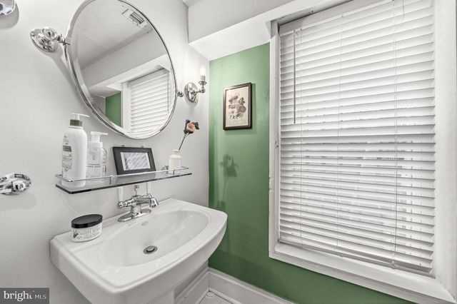 225 - 227 W READ ST, Baltimore, MD 21201