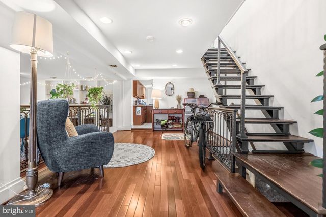 225 - 227 W READ ST, Baltimore, MD 21201