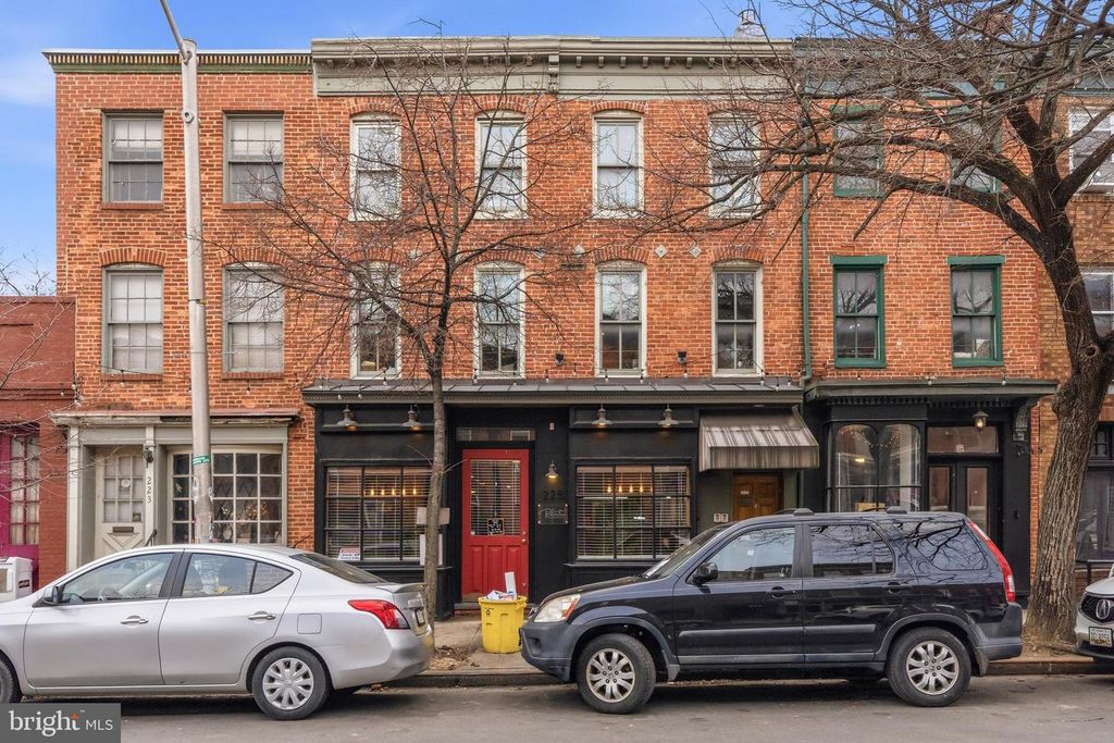 225 - 227 W READ ST, Baltimore, MD 21201
