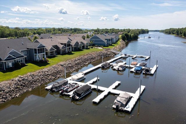 329 River POINT, La Crosse, WI 54601