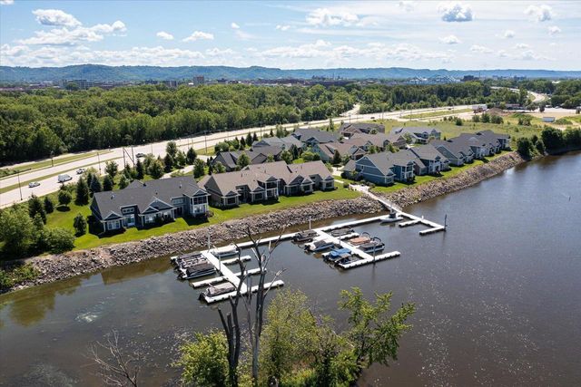 329 River POINT, La Crosse, WI 54601