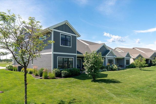 329 River POINT, La Crosse, WI 54601