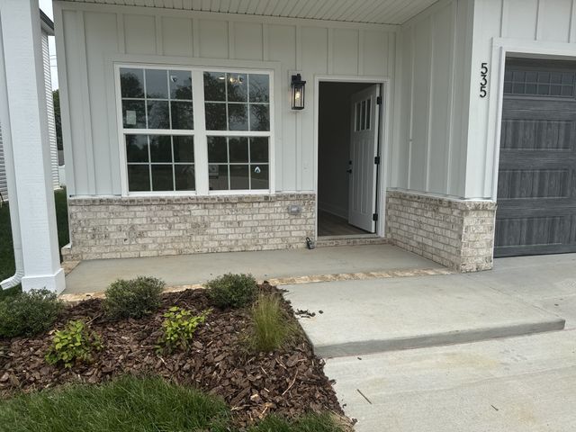 535 Charleston Cove Way, Clarksville, TN 37043