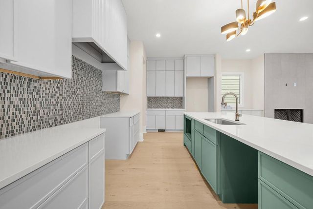 3245 Mae NE Avenue, Atlanta, GA 30319